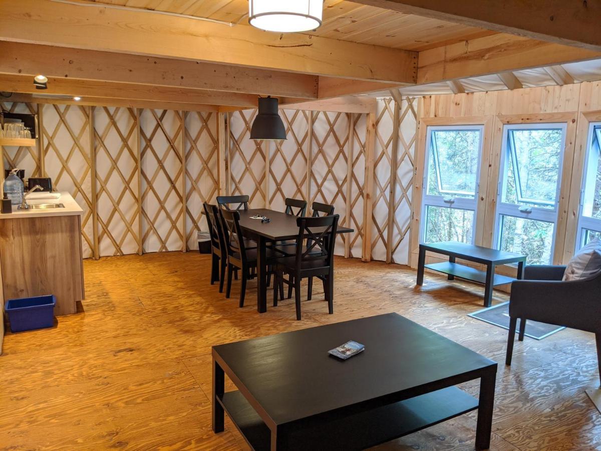 Imago Village Saint-David-de-Falardeau Bagian luar foto
