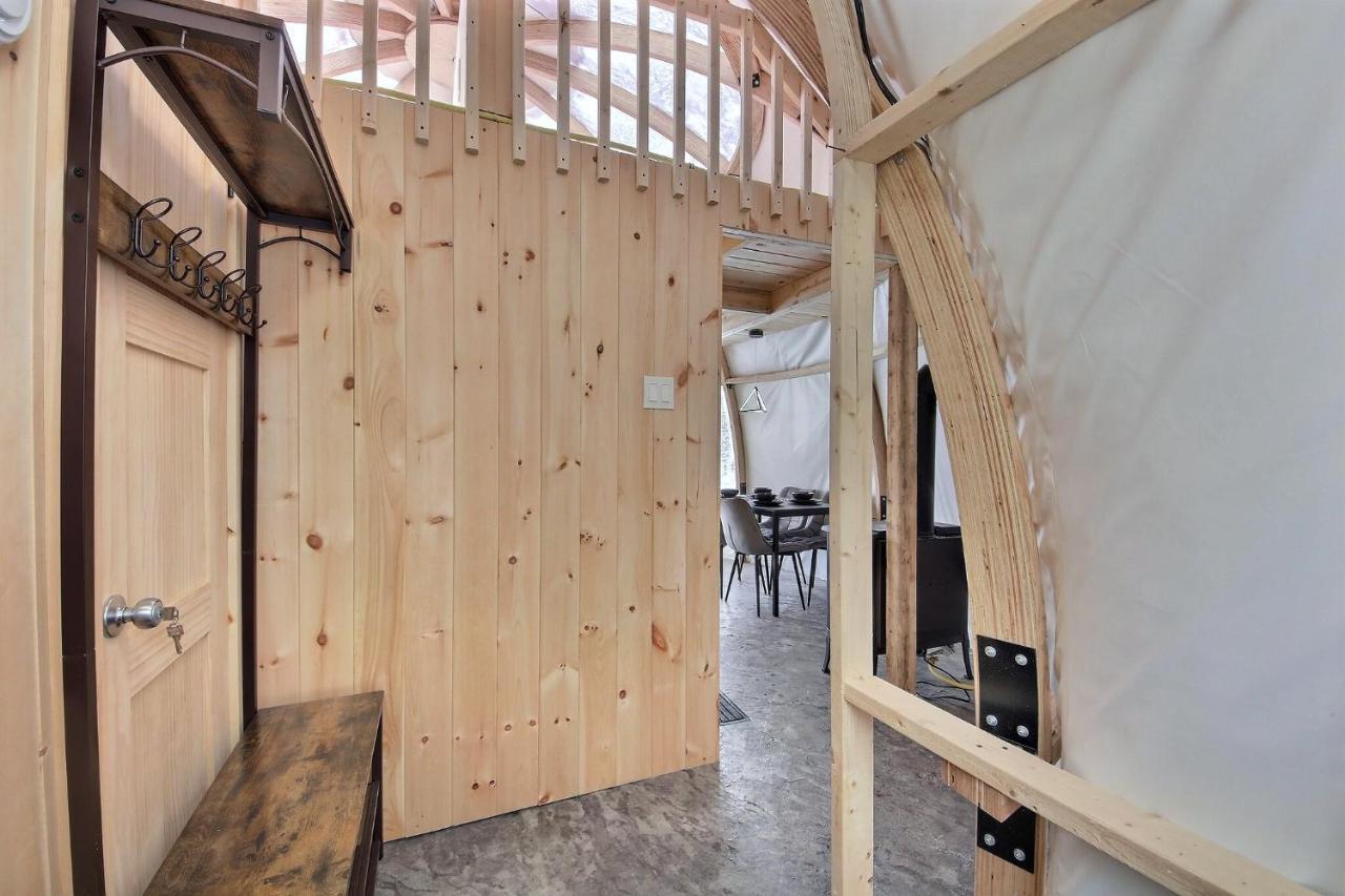Imago Village Saint-David-de-Falardeau Bagian luar foto