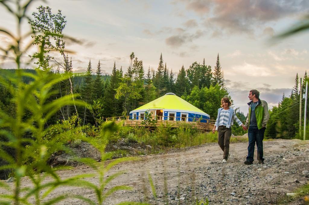 Imago Village Saint-David-de-Falardeau Bagian luar foto
